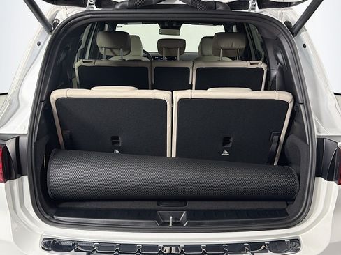 Used 2026 Mercedes-Benz GLB 250 image 22