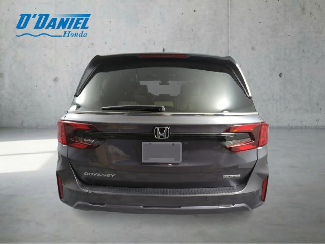 New 2027 Honda Odyssey Touring image 3