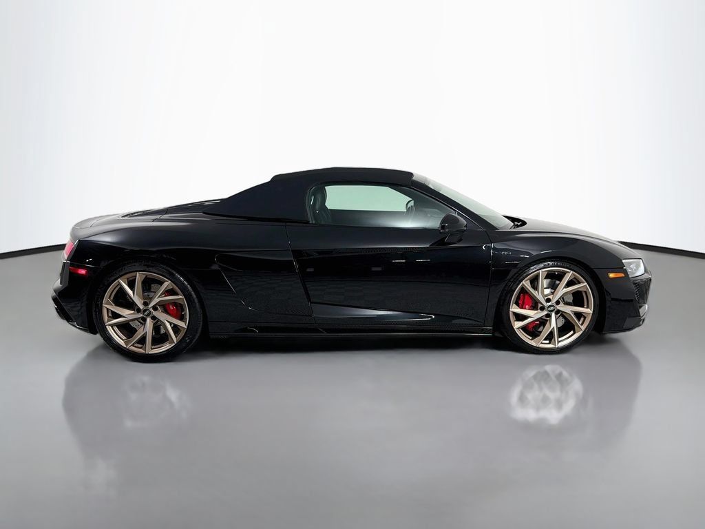 Used 2023 Audi R8 V10 performance RWD image 4