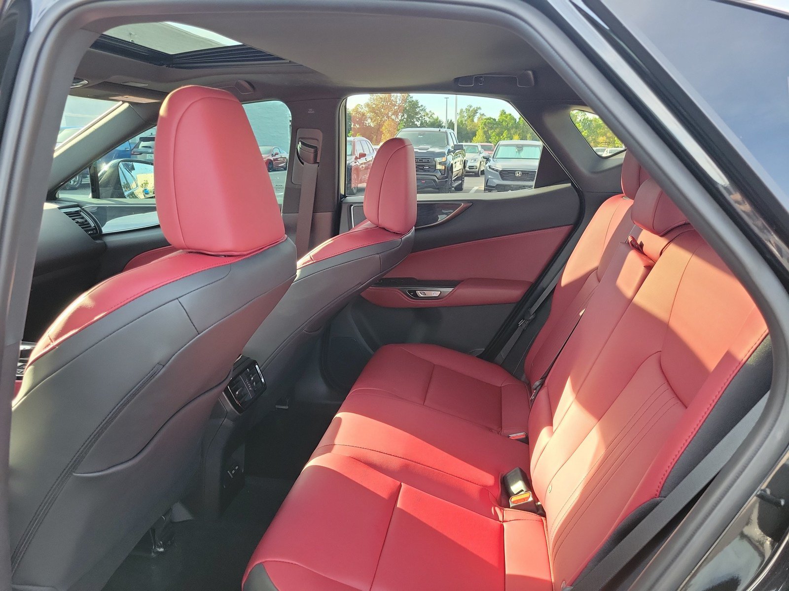 Used 2022 Lexus NX 350 AWD image 28