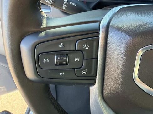 Used 2024 GMC Yukon XL SLT w/ SLT Luxury Package image 75