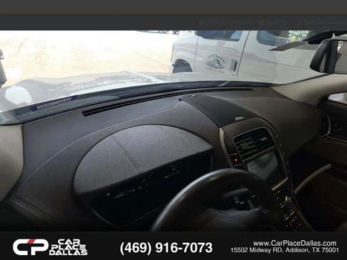Used 2019 Lincoln Nautilus Reserve FWD image 8