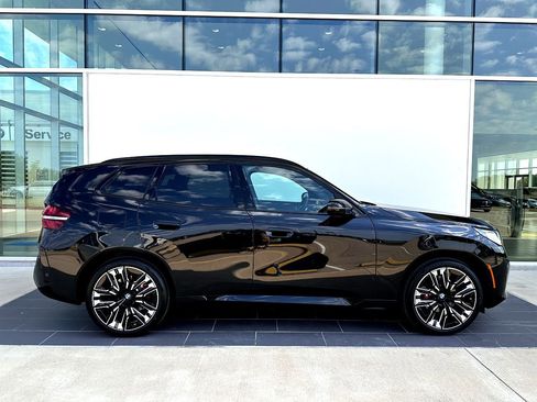 New 2026 BMW X3 xDrive30 w/ Premium Package image 3