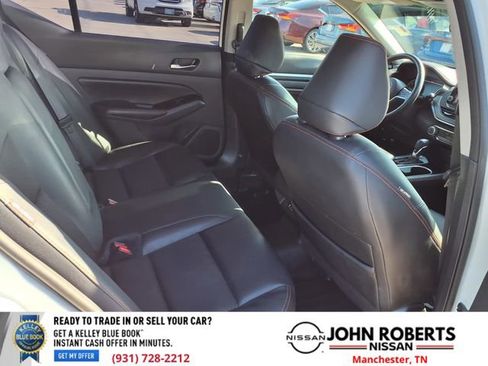 Used 2023 Nissan Altima 2.5 SR image 17