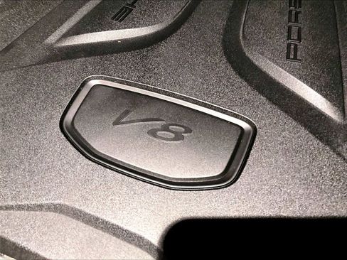 Used 2025 Porsche Cayenne S image 35