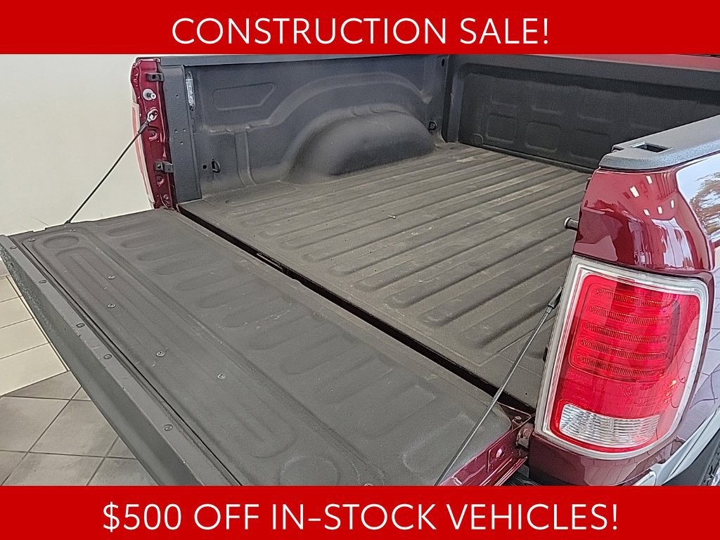 Used 2018 RAM 1500 Laramie w/ Convenience Group AWD/4WD image 17
