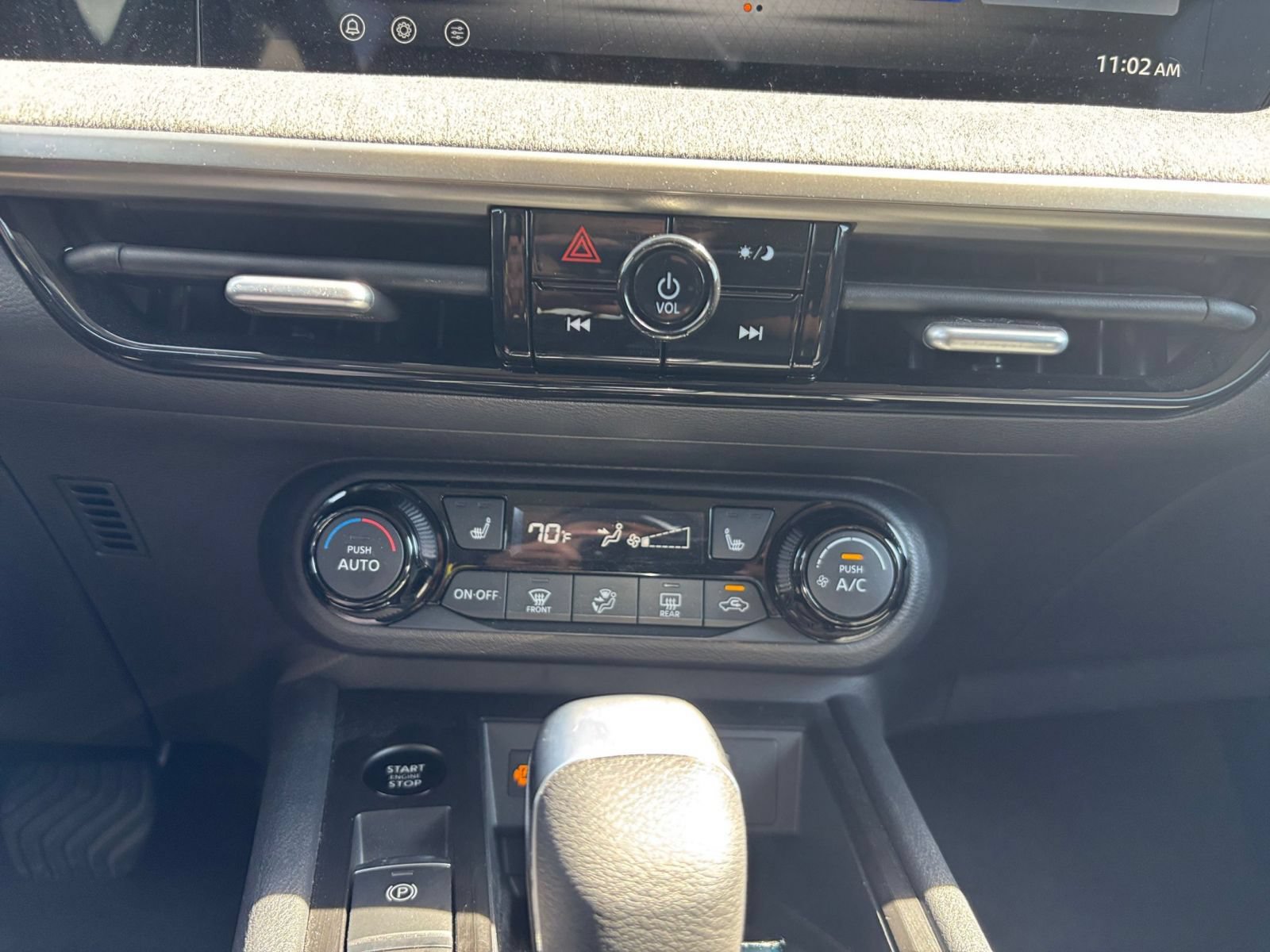 Used 2026 Nissan Kicks SV w/ Cold Weather Package AWD/4WD image 16