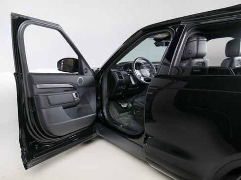 Certified 2025 Land Rover Discovery Dynamic SE AWD/4WD image 26