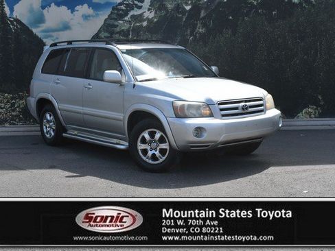 Used 2004 Toyota Highlander 2WD V6 image 1