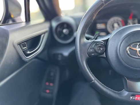 Used 2023 Toyota GR86 Premium w/ ALL Weather Mat Package (TMS) image 7