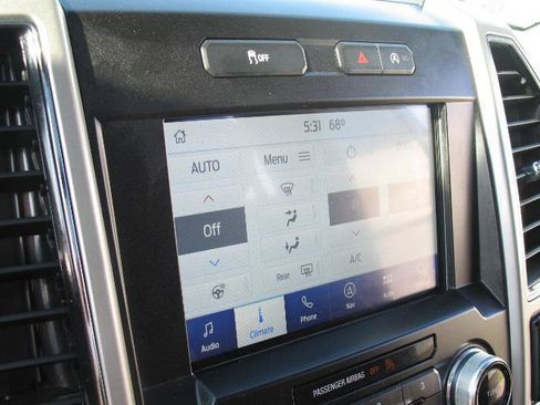 Used 2019 Ford F150 Lariat w/ Equipment Group 502A Luxury AWD/4WD image 36