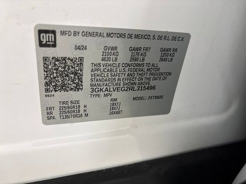 Used 2024 GMC Terrain SLT image 13