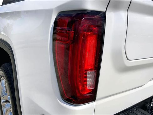 Used 2021 GMC Sierra 1500 Denali w/ Driver Alert Package II RWD image 28