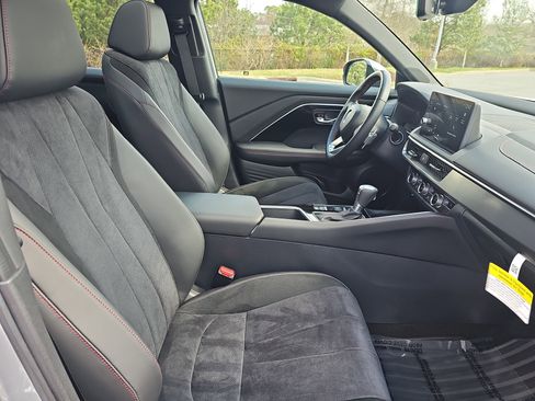 Certified 2025 Acura ADX A-Spec image 10