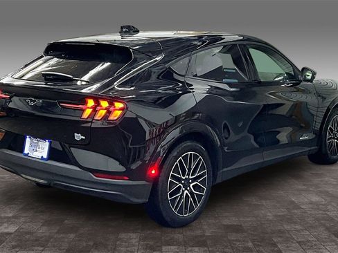 Used 2025 Ford Mustang Mach-E Premium image 28