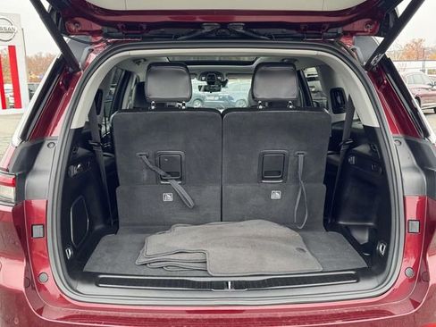 Used 2022 Jeep Grand Cherokee L Limited w/ Luxury Tech Group II image 13