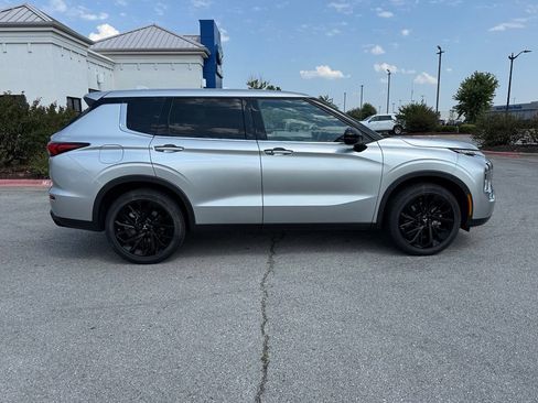 Used 2022 Mitsubishi Outlander SEL Black Edition AWD/4WD image 8