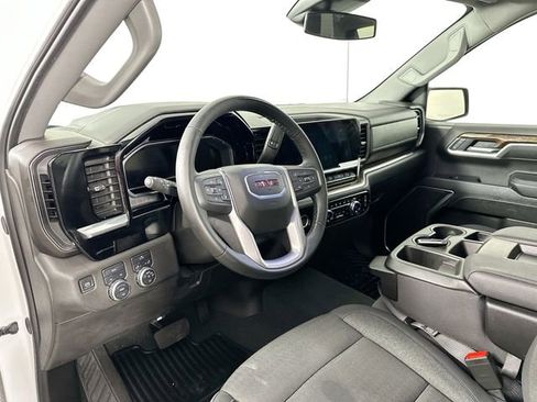 Used 2024 GMC Sierra 1500 Elevation AWD/4WD image 18