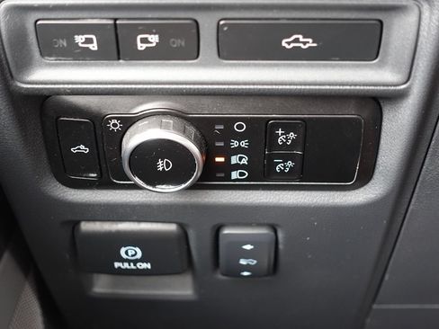 Used 2023 Ford F150 Lariat w/ Equipment Group 502A High AWD/4WD image 53