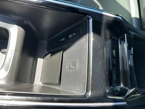 Certified 2023 Volkswagen ID.4 Pro S AWD/4WD image 30