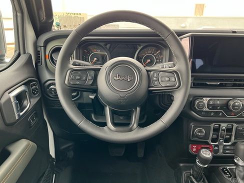 New 2026 Jeep Gladiator Mojave AWD/4WD image 12