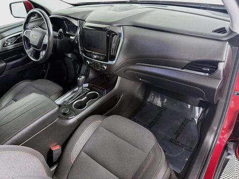 Used 2018 Chevrolet Traverse LT FWD image 29