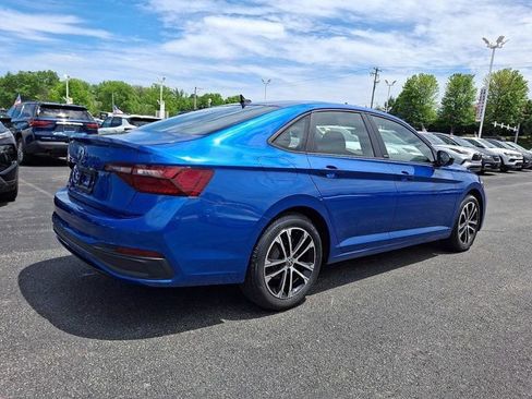 Used 2023 Volkswagen Jetta Sport FWD image 8