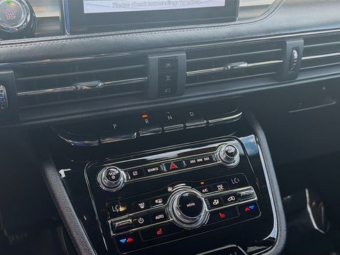 Used 2020 Lincoln Corsair FWD image 15