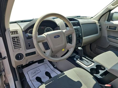 Used 2012 Ford Escape XLS FWD image 17