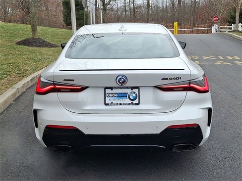 Used 2023 BMW 440i xDrive Coupe w/ Premium Package image 5