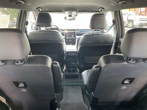 Used 2021 Jeep Grand Cherokee L Laredo RWD image 22