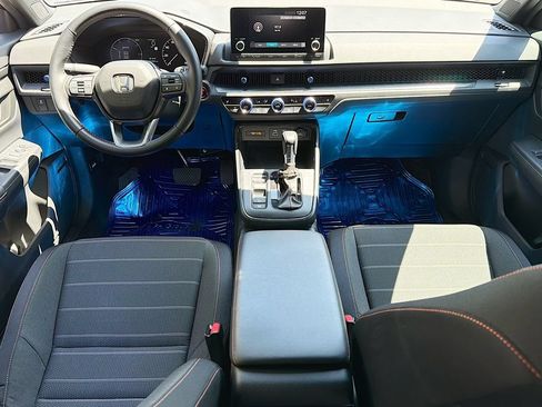 Used 2025 Honda CR-V Sport image 10