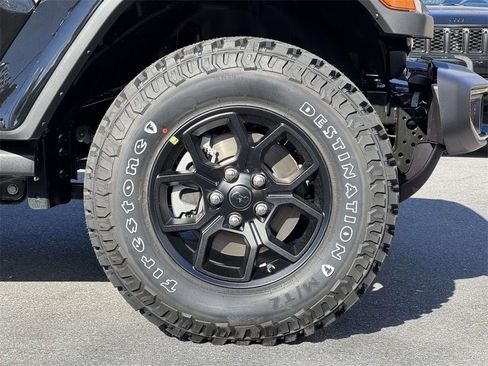 New 2026 Jeep Gladiator Willys image 11