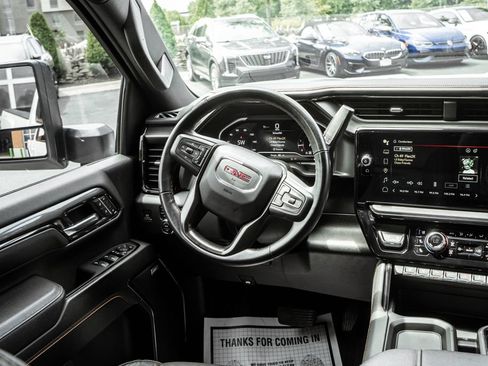 Used 2024 GMC Sierra 2500 AT4 w/ AT4 Preferred Package AWD/4WD image 13