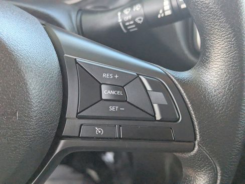 Certified 2025 Nissan Kicks Play S image 25