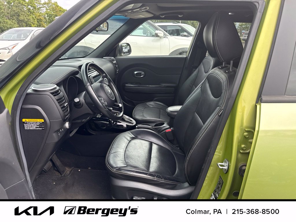 Used 2015 Kia Soul + w/ Primo Package FWD image 11