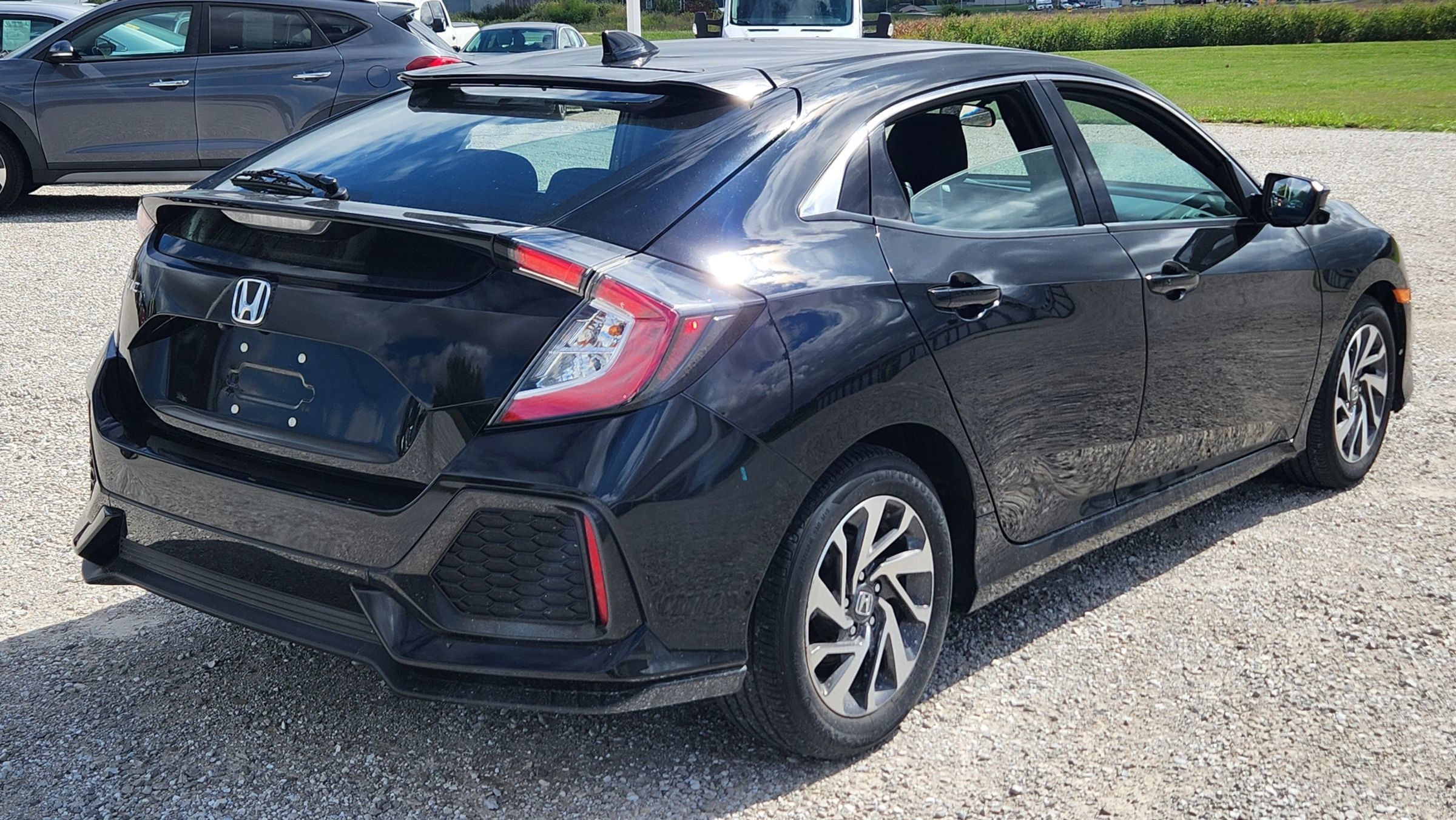 Used 2019 Honda Civic EX image 3