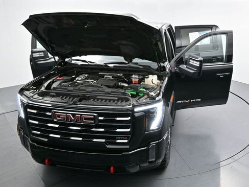 Used 2024 GMC Sierra 2500 AT4 w/ AT4 Premium Plus Package AWD/4WD image 45
