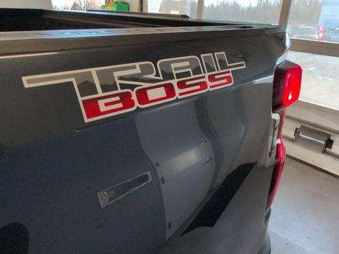 Used 2021 Chevrolet Silverado 1500 Custom Trail Boss w/ Safety Confidence Package image 35