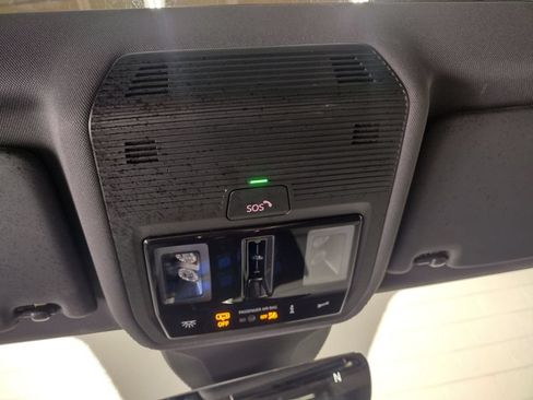Used 2023 Volkswagen ID.4 Pro S RWD image 30