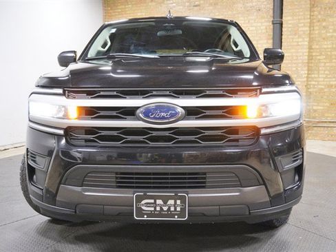 Used 2022 Ford Expedition XL AWD/4WD image 4