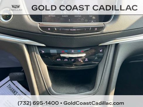 Used 2017 Cadillac XT5 Luxury w/ Driver Awareness Package FWD image 21