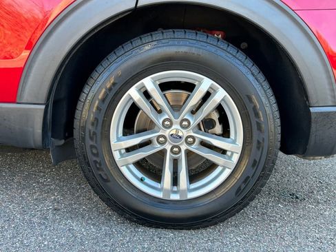 Used 2020 Ford Explorer XLT image 50