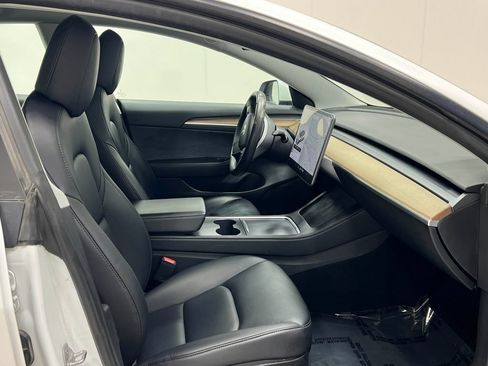 Used 2021 Tesla Model 3 Standard Range Plus RWD image 31