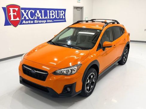 Used 2019 Subaru Crosstrek 2.0i Premium w/ Eyesight System image 4