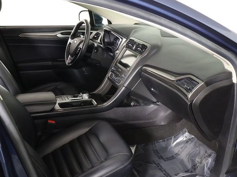 Used 2019 Ford Fusion SEL image 23