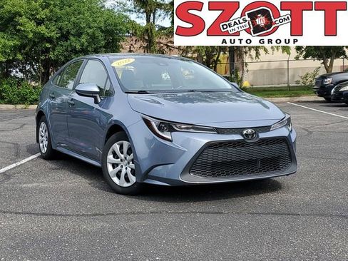 Used 2022 Toyota Corolla LE FWD image 1