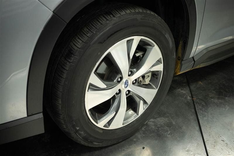 Used 2025 Subaru Ascent Premium AWD/4WD image 4