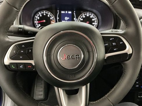 Used 2018 Jeep Renegade Latitude image 27