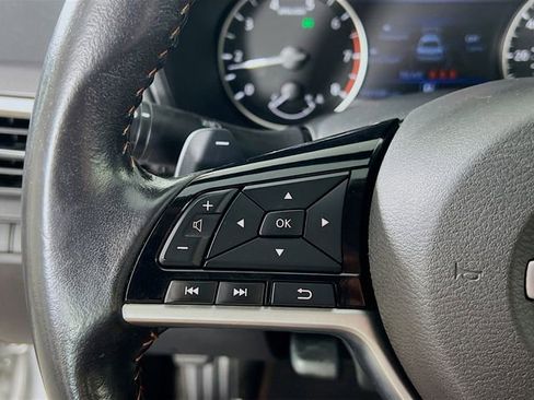 Used 2023 Nissan Altima 2.5 SR image 13